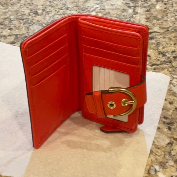 COACH Campbell Orange Medium Bifold Wallet - Used twice - Picture 3 of 3